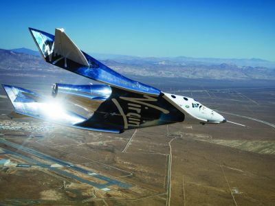 Космоплан VSS Unity перед посадкой. Иллюстрация: naked-science.ru