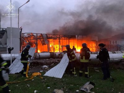 Последствия удара по гражданским объектам в Запорожье, 10.10.22. Фото: ГУ ДСНС Украины по Запорожью